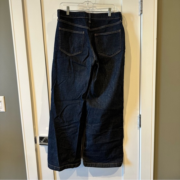 Gap High-waisted Jeans - Picture 2 of 3